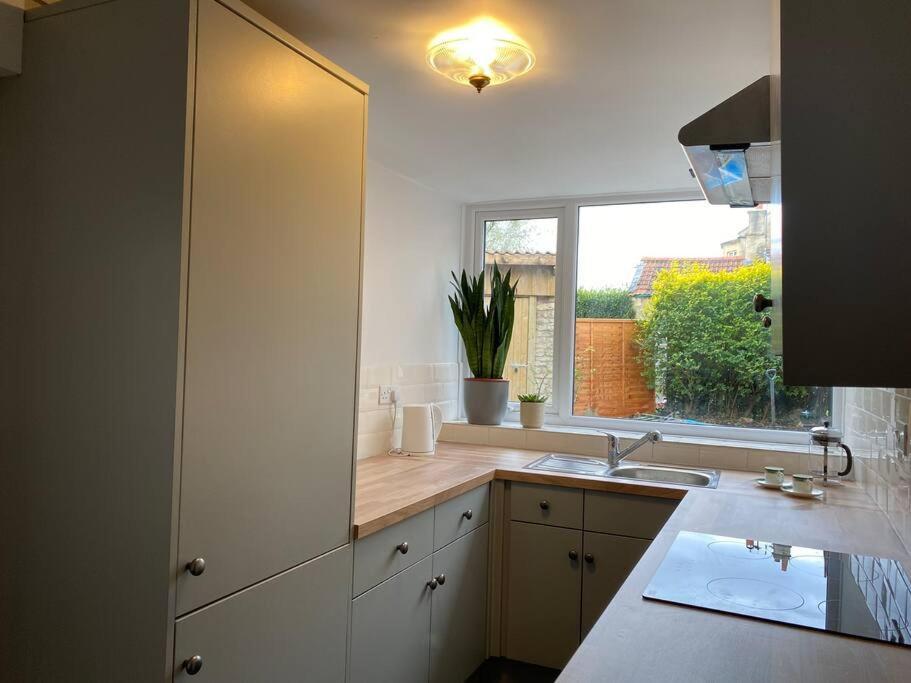 Regency Cottage 10 Minutes From Bath City Centre Экстерьер фото