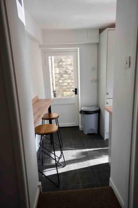 Regency Cottage 10 Minutes From Bath City Centre Экстерьер фото